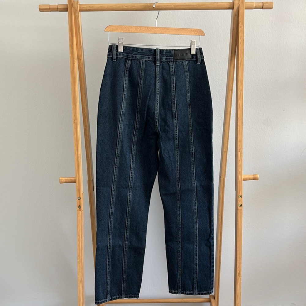 Glassons Chain-Stitched Statement Jeans - Picture 9 of 9